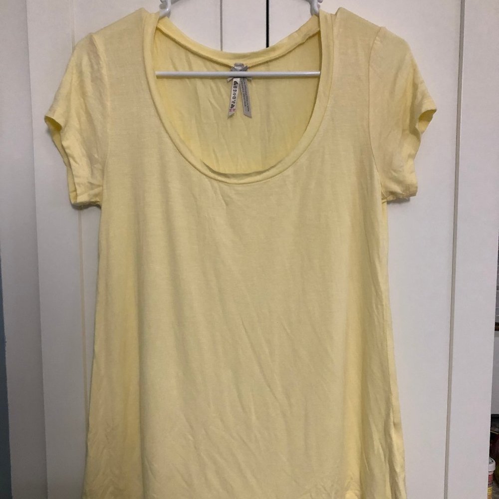 Pale Yellow Short Sleeved Shirt
